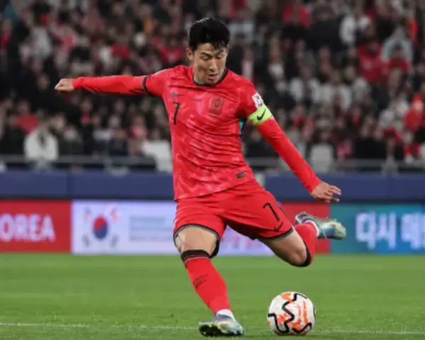 ＜サッカー＞日本人サポが語る日韓の違い「日本はビッグスターいないが層厚い」＝韓国ネット「日本に学べ」