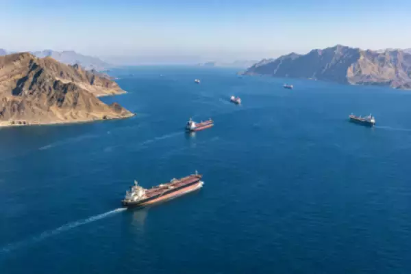 イラン国会議長「条件が満たされるまでホルムズ海峡の閉鎖継続」