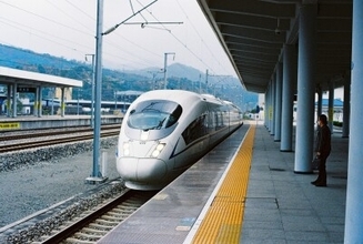 上海から北京に乗り入れる列車の運行が段階的に平常ダイヤに回復へ―中国