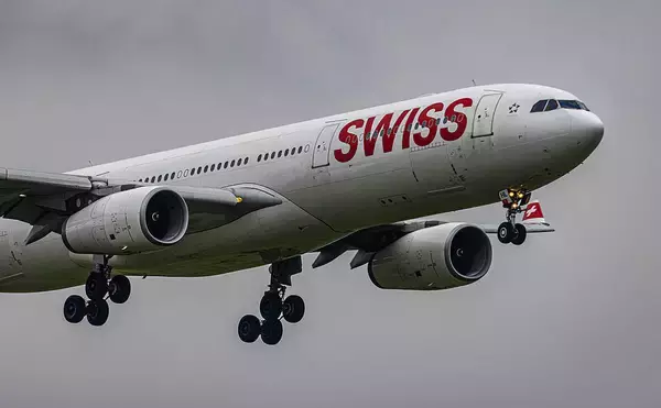 スイスの航空会社、パイロット2人が酒気帯びの疑いで飛行停止処分に