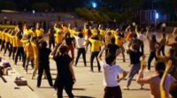 中国の2026年新規則、騒音や高所からの物投げ落とし厳罰化など―香港メディア