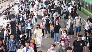 端午節連休、通関地の1日平均出入境者が延べ220万人の見込み―中国