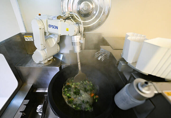 料理のレパートリーは100種類以上、杭州に登場したロボットシェフ―中国