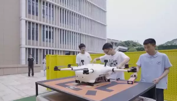 ドローン専攻の学生が人気すぎる、卒業前に全員内定獲得―中国