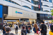 日本に留学している人を最速でダメにする方法は？中国ネット「池袋に住む」「ファミチキにハマる」