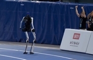 人型ロボットスポーツ大会初の金、天工チームが400m走38．15秒―中国