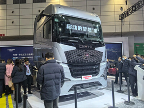 中国のディーゼルトラック電動化、世界の燃料需要が大きく変化へ―米メディア