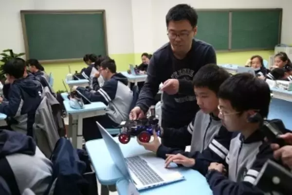 人工知能が中国の教員資格試験に導入