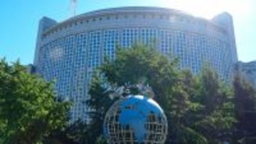 プーチン大統領が訪中、両国関係はさらに高いレベルに―中国外交部