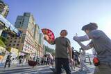「最高気温40度でも観光客でにぎわう重慶―中国」の画像5