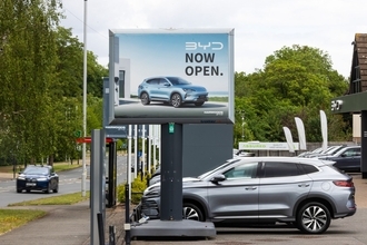 BYDが英国で急成長、10月の新車登録台数はテスラの7倍に