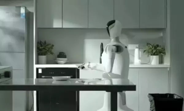 中国でロボット家政婦が「勤務」開始