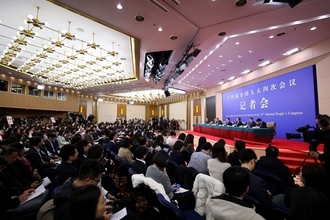 ＜全人代＞成長目標達成の基盤に「3つの観点」