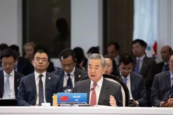 上海協力機構の外相理事会に出席―王毅外交部長