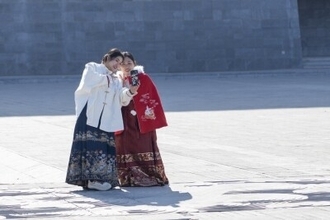 中国伝統のマミアン・スカートがおしゃれアイテムとして人気沸騰