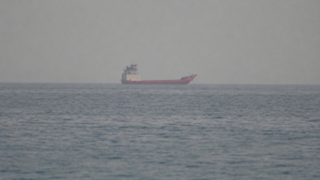 イラン革命防衛隊、ホルムズ海峡で禁令違反のタンカー2隻を攻撃・拿捕