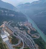 「渝湘複線高速道路が全線開通―中国」の画像4