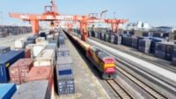 西部陸海新通路、2026年初の「旧正月貨物列車」が発車―中国