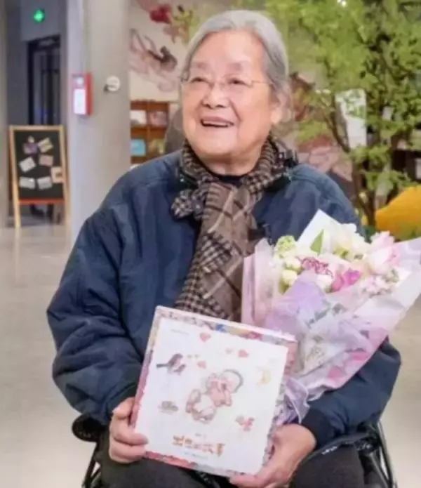 中国のイラストレーター蔡皋氏、「国際アンデルセン賞」画家賞受賞