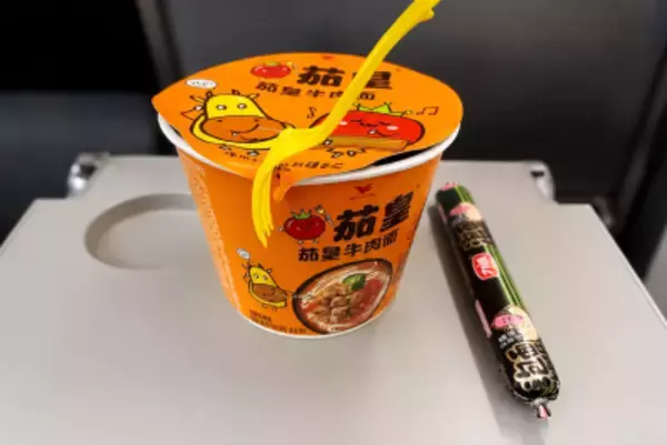 中国でまたインスタント麺が売れ始める＝中国ネット「経済が悪化したから」