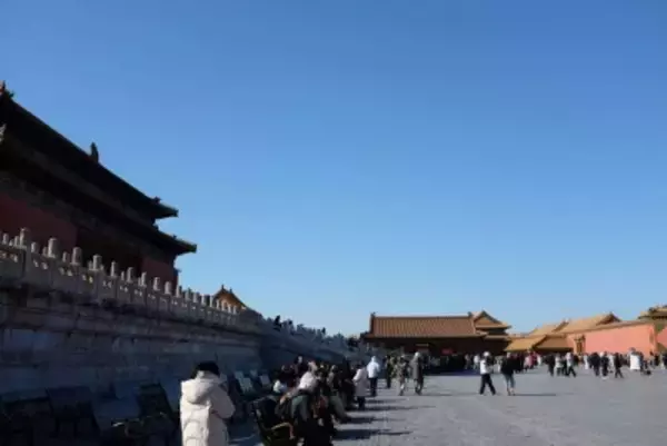 北京生態環境公報を発表、2025年の大気の質「優良」日数の割合が初めて85％超に