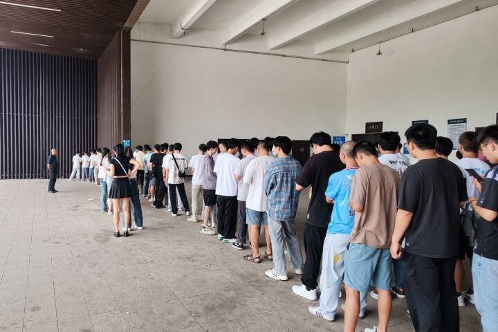 ショートドラマ界に激震、一つの役に100人以上が殺到―中国メディア