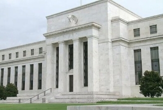 米FRB、政策金利の据え置きを決定
