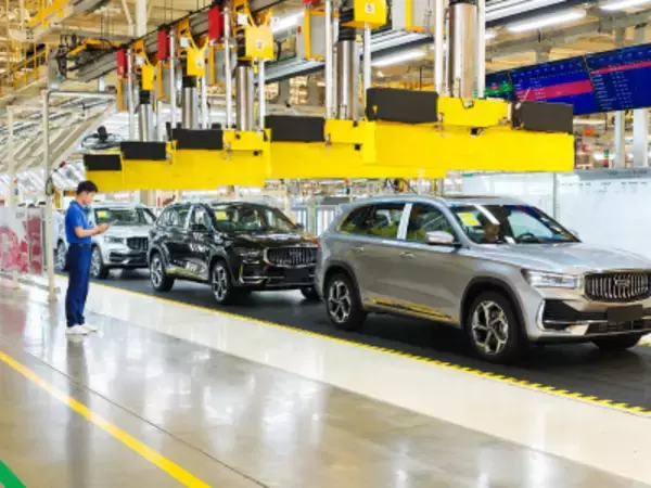 中国のEV産業が創り出す物は車だけではない―中国メディア