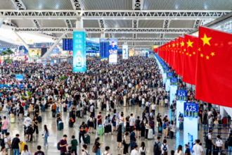 広州南駅、国慶節に延べ104万9000人利用、最短40秒間隔で運行―中国