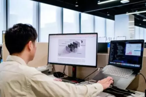 裸眼3Dの「酔い」を解消へ、26歳の中国人博士課程学生が新技術を開発