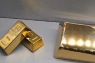 金価格が5000ドル突破