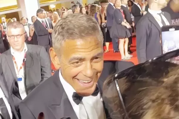 「ハリウッド俳優のクルーニーさん、優遇されたフランス国籍取得で物議―仏メディア」の画像