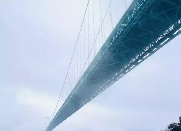 「「世界一高い橋」花江峡谷大橋に見る中国のインフラの実力―中国メディア」の画像