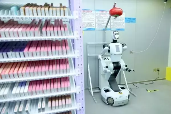 「医薬品販売ロボット登場、エンボディドAIの活用シーンを拡大―北京市」の画像