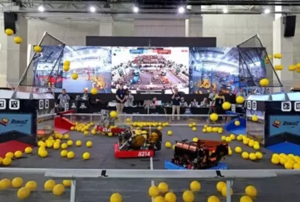 上海で国内外の若者がロボット技術の腕を競う―中国