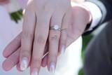 「ハルビン工業大が「育成」した1カラットダイヤモンドを新郎新婦に贈呈―中国」の画像1