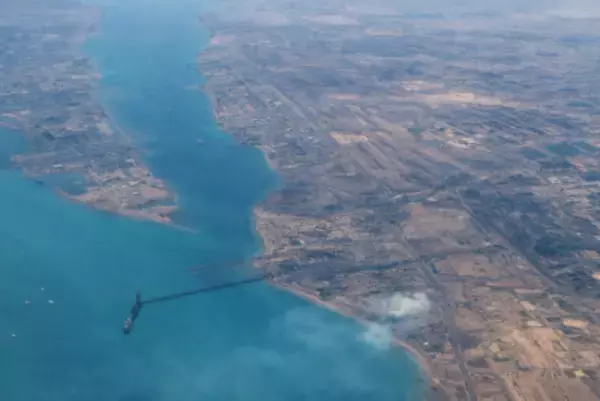 ホルムズ海峡封鎖継続、原油価格上昇止まらず