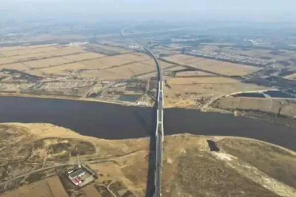 包頭－銀川高速鉄道が全線開通―中国