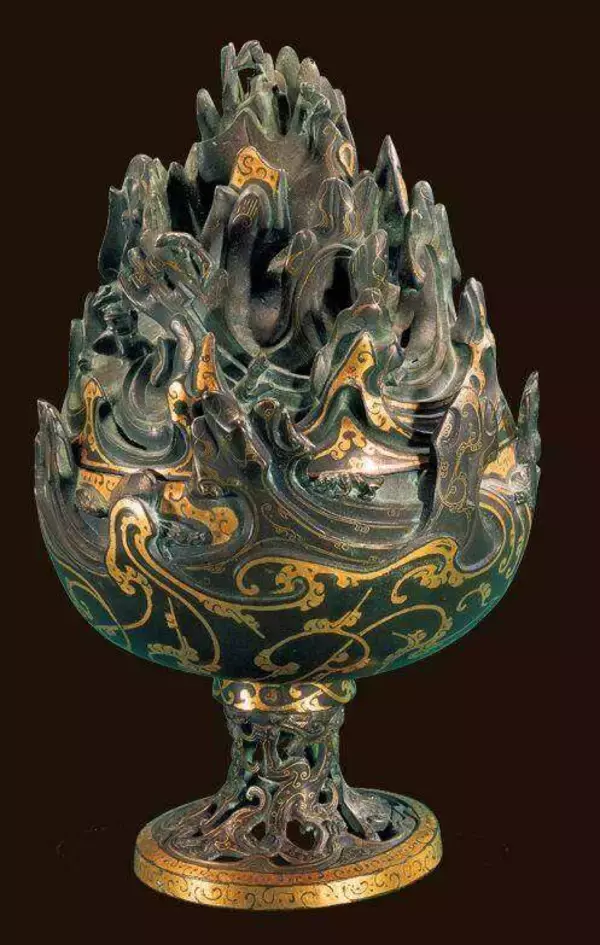 前漢の香炉から新中国スタイルのアロマまで中国で活況の「エモ消費」