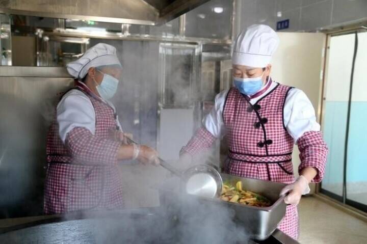 青海省の義務教育段階の生徒への食事補助金、51万3100人が恩恵―中国