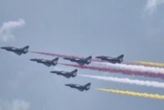 第10回シンガポール航空ショーが開幕、中国の商用機が静態展示