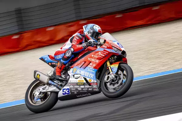 中国の「張雪オートバイ」がWSBKで快挙、欧日メーカーの牙城を崩す