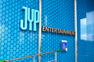 日系投資会社、韓国芸能事務所JYPの株を最大50％取得か＝韓国ネット「経営に影響出そう」