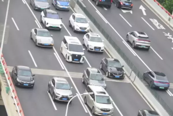 中国の原動機付車両保有台数は4．69億台、免許所持者は5．59億人