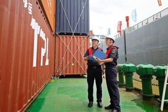 平陸運河が開通、初日の貨物輸出入量は1679．8トン―中国