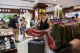 「516％急増！「China Shopping」が訪中旅行の新たな定番に」の画像1