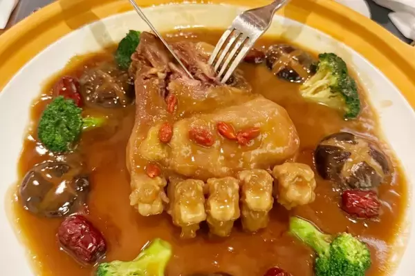 「日本で「クマの死骸」問題深刻化、在日中国人社会で「熊掌ブーム」広がる」の画像