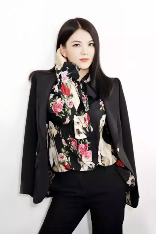 中国の著名司会者のSNSアカウントが「フォロー禁止」に、一体何が―香港メディア