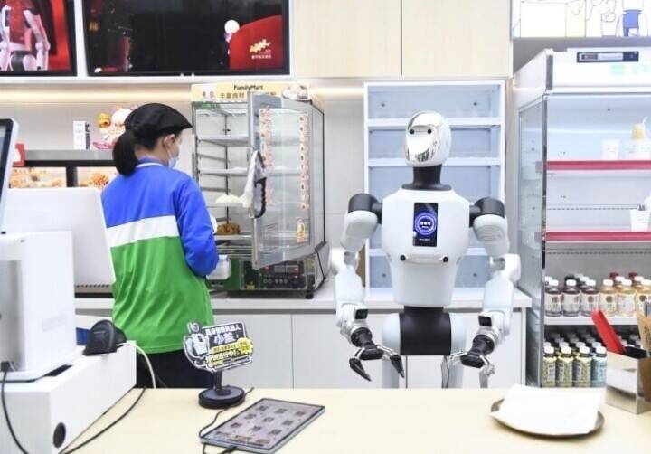 北京でロボットがコンビニに「入社」―中国
