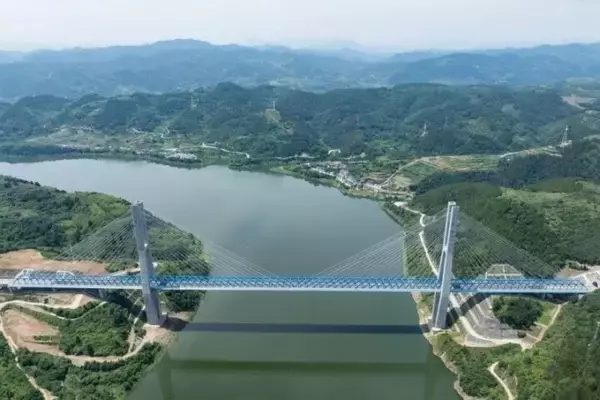 「西十高速鉄道が開通、西安と武漢の移動時間が最速2時間41分に―中国」の画像